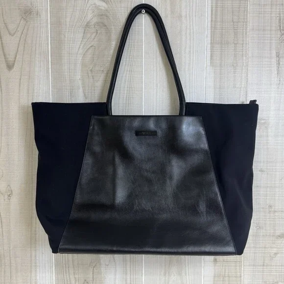 Tumi Large Tote Bag Leather/ Nylon Travel Voyaguer Everyday Shoulder Straps - Picture 1 of 13